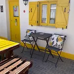 Casal Dos Carpinteiros - Carpenters Couple Санта-Круш
