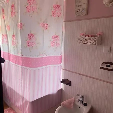 Casal Dos Carpinteiros - Carpenters Couple بيت للعطل سانتا كروز