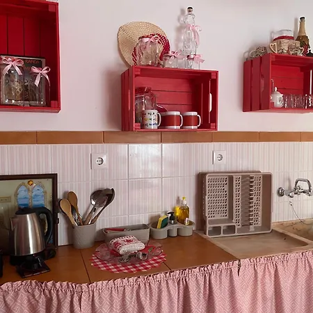 Casal Dos Carpinteiros - Carpenters Couple بيت للعطل
